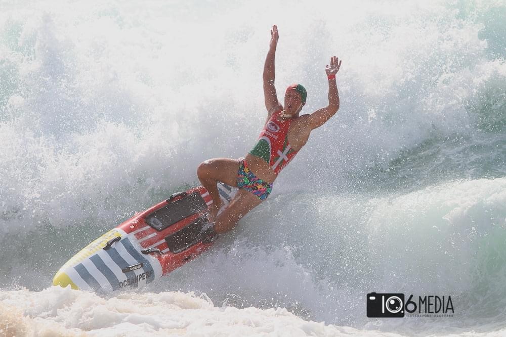 Une jeune reine, un prince basque et du gros surf